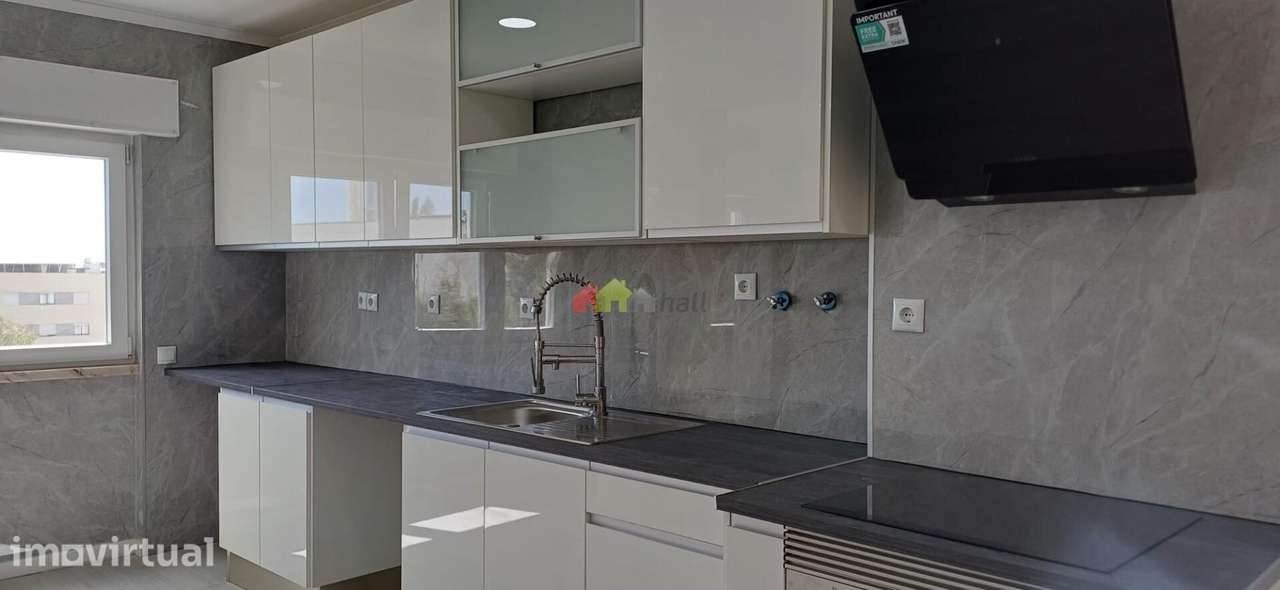 Apartamento T2 Totalmente Remodelado em Setúbal - Grande imagem: 3/12