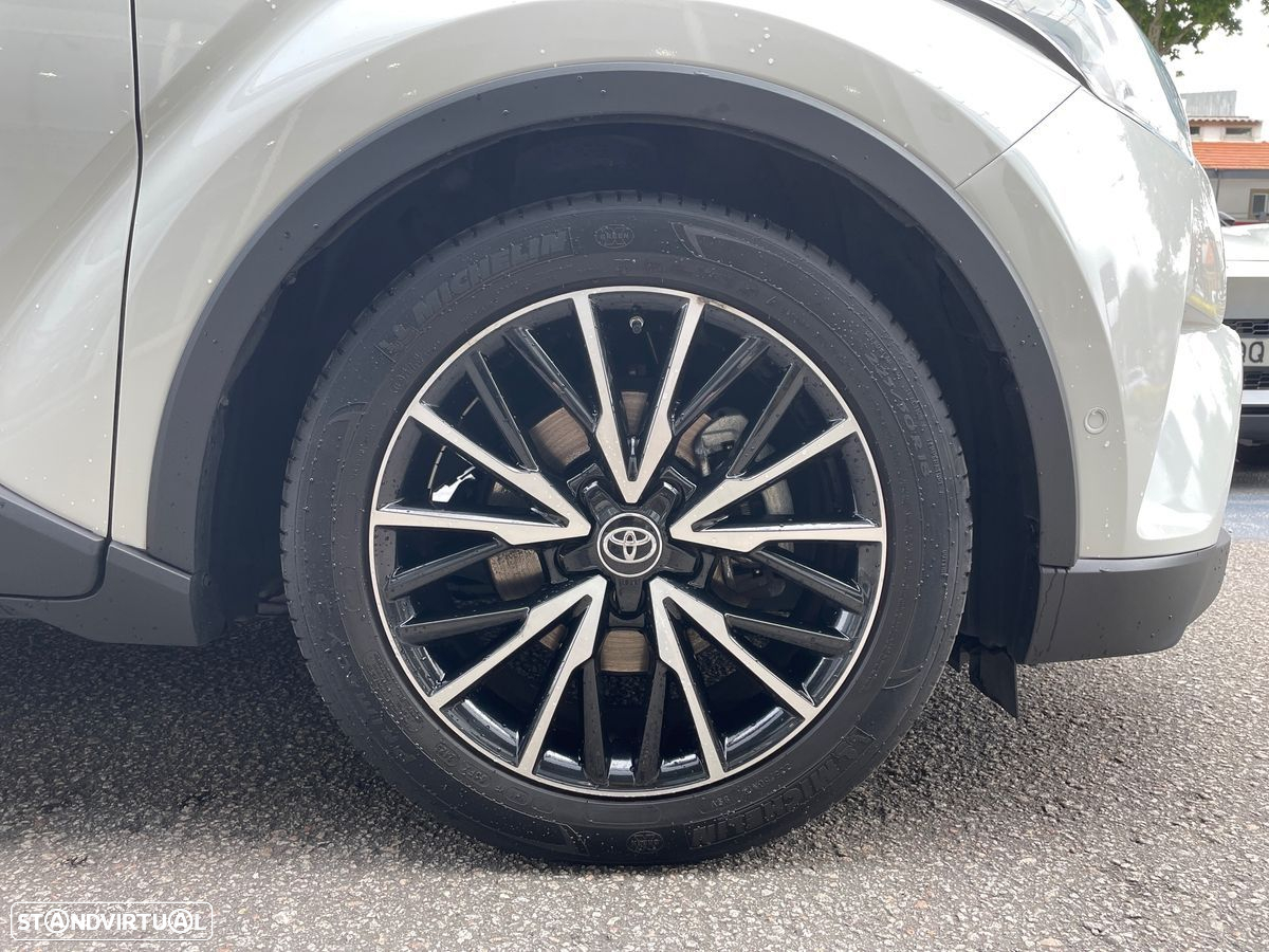 Toyota C-HR 1.8 HSD Exclusive+P.Luxury - 23