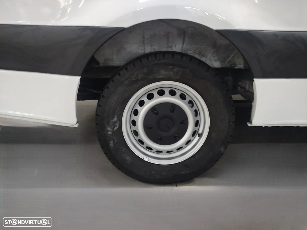 Mercedes-Benz Sprinter Furgão 315CDI/37 Teto alto LG - 11