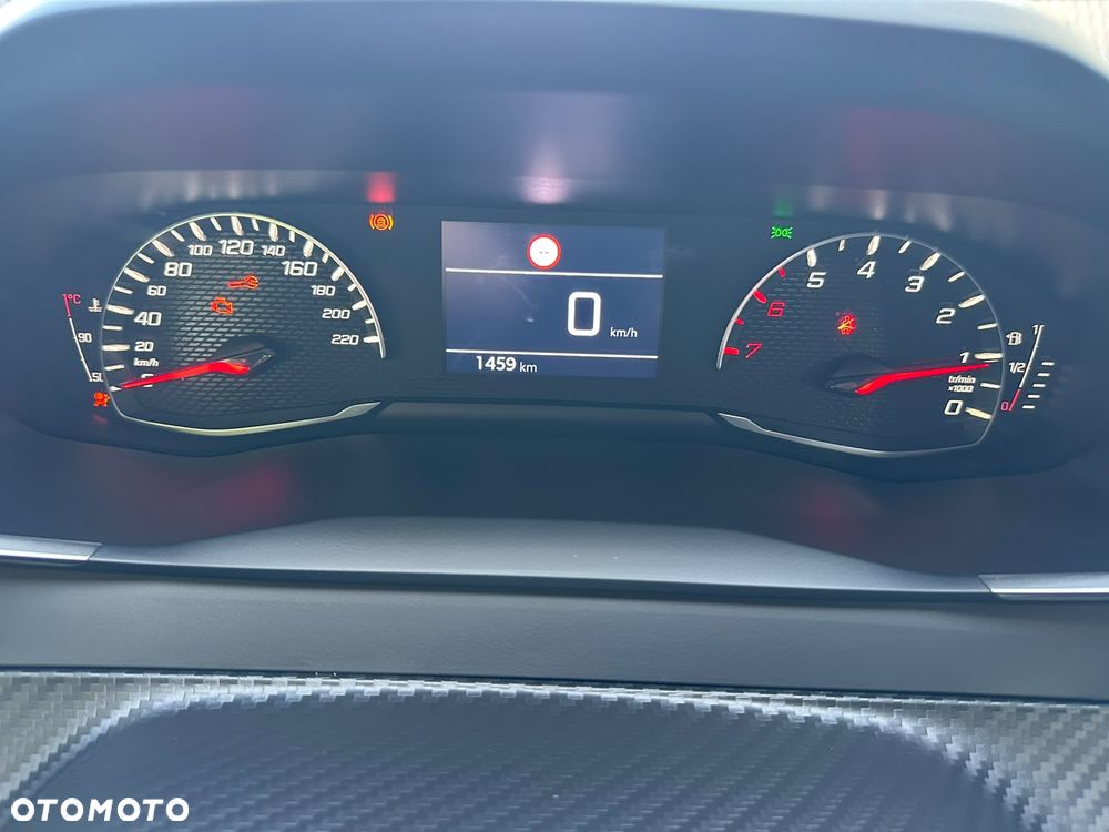 Peugeot 208 - 9