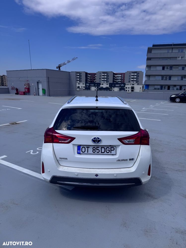 Toyota Auris - 5