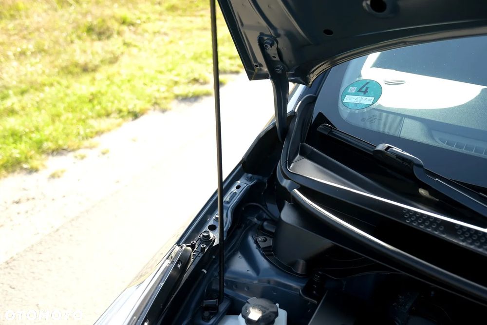 Kia Ceed - 36