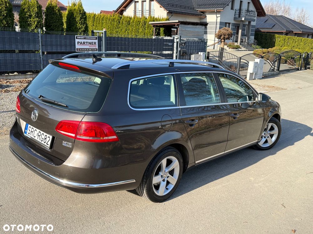 Volkswagen Passat 2.0 TDI DSG BlueMotion Technology Highline - 10