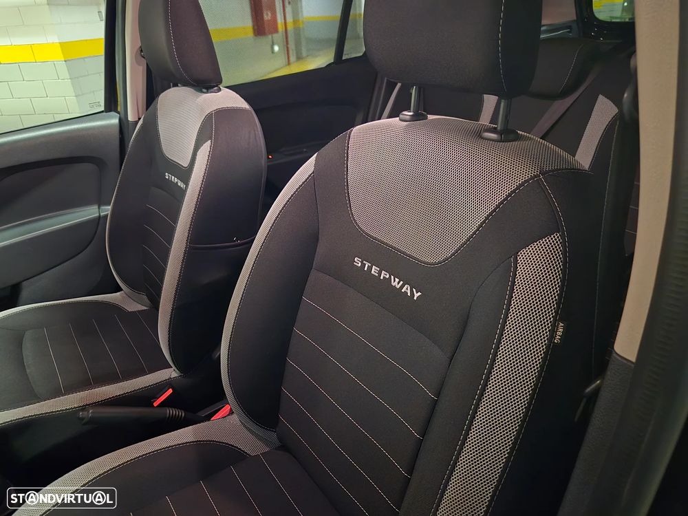 Dacia Logan MCV 0.9 TCe Stepway - 24