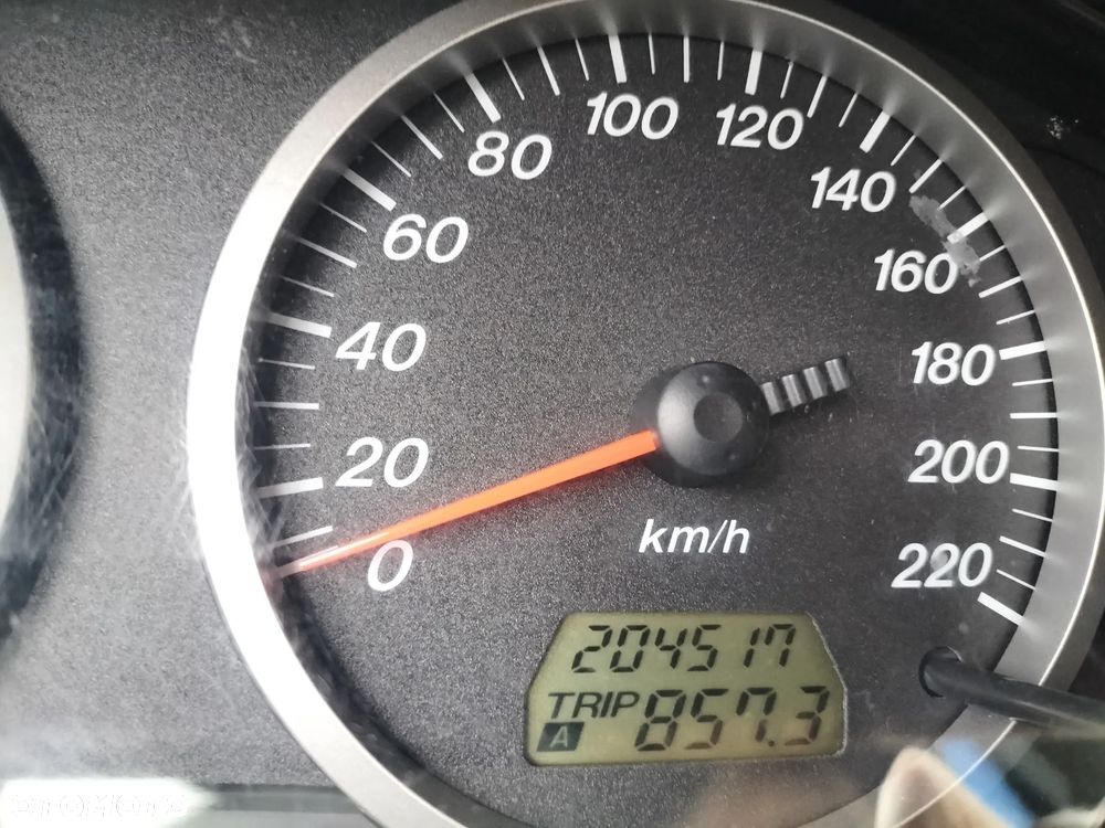 Mazda 2 - 3