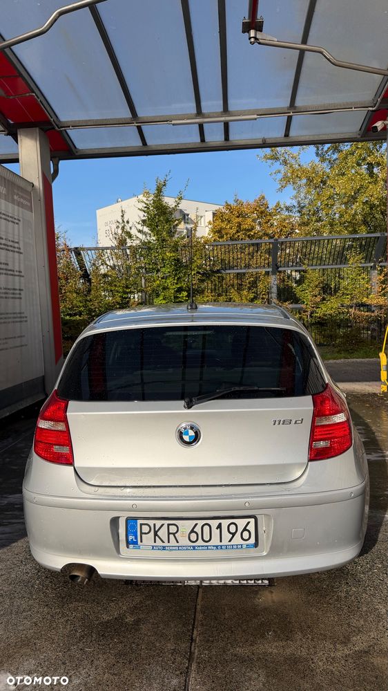 BMW Seria 1 118d - 9