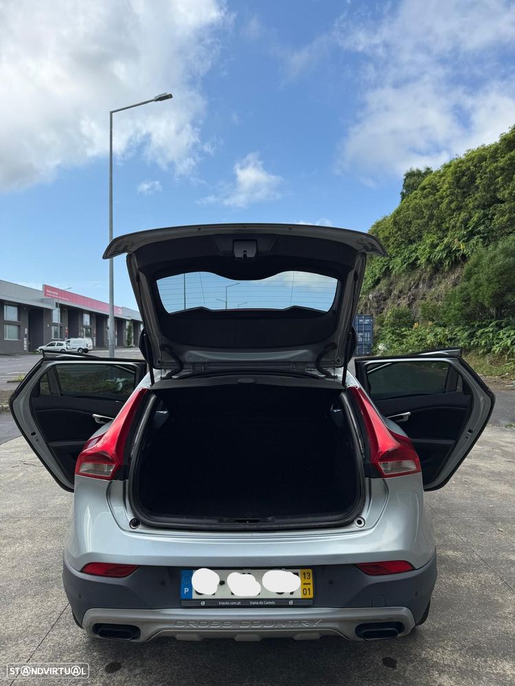 Volvo V40 Cross Country - 7