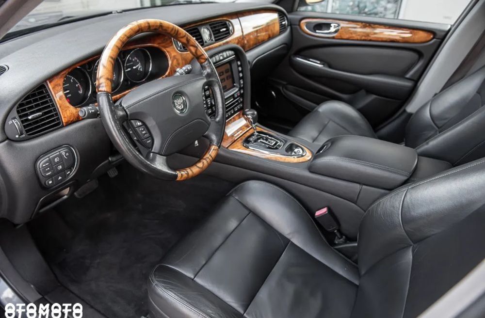 Jaguar XJR 4.2 - 15