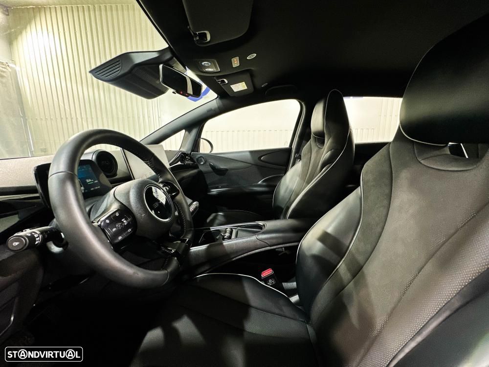 BYD Dolphin 60.4 kWh Design - 8