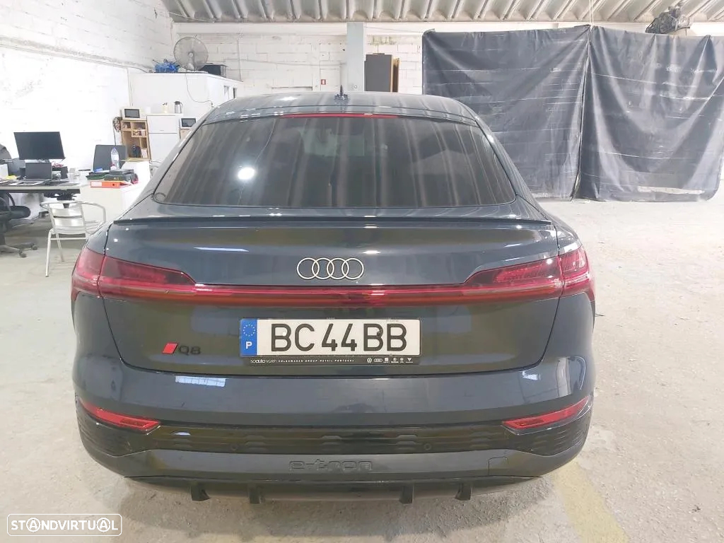 Audi Q8 e-Tron Sportback 50 quattro S line - 6