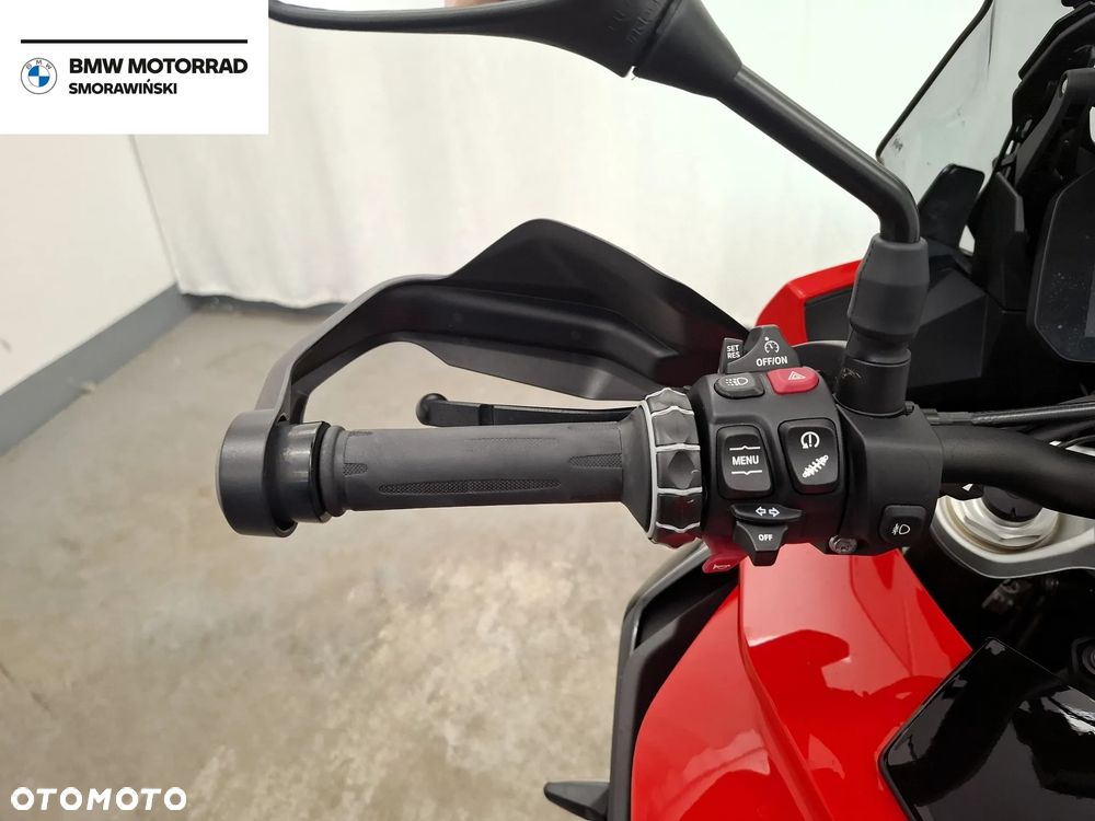 BMW XR - 12