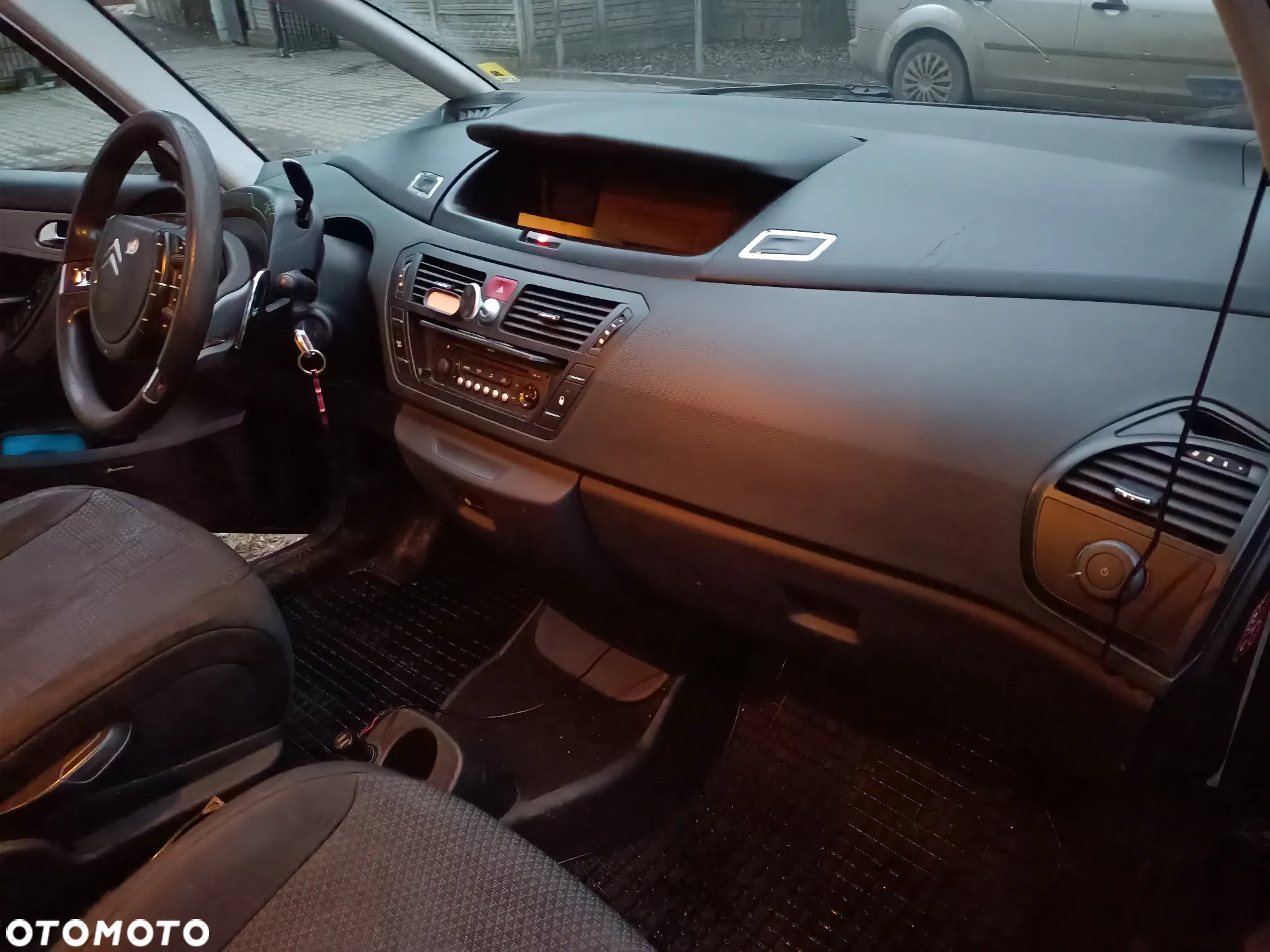 Citroën C4 Picasso 1.6 HDi FAP 7-Sitzer ESG6 Confort - 7