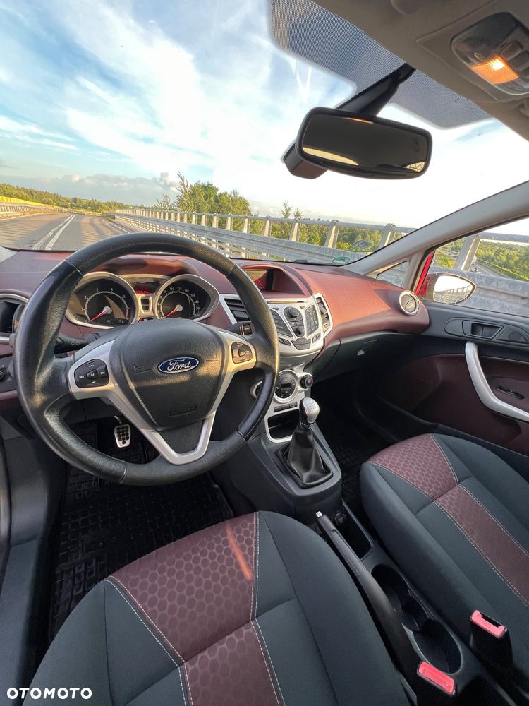 Ford Fiesta 1.4 Titanium EU5 - 14