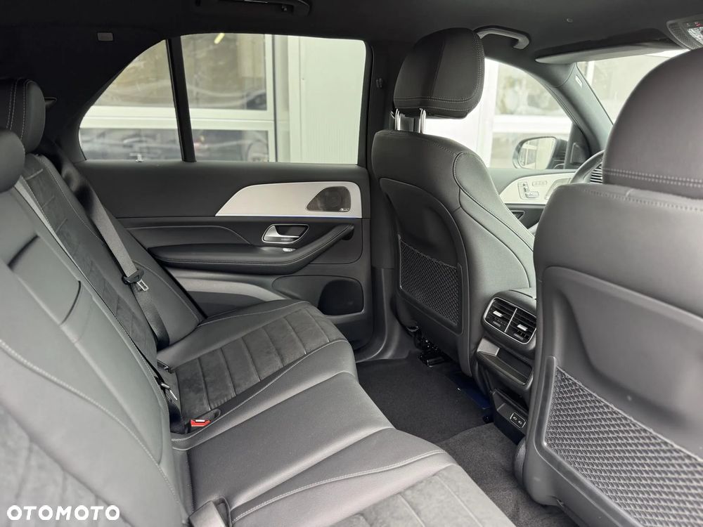 Mercedes-Benz GLE 300 d 4Matic 9G-TRONIC AMG Line Advanced Plus - 18