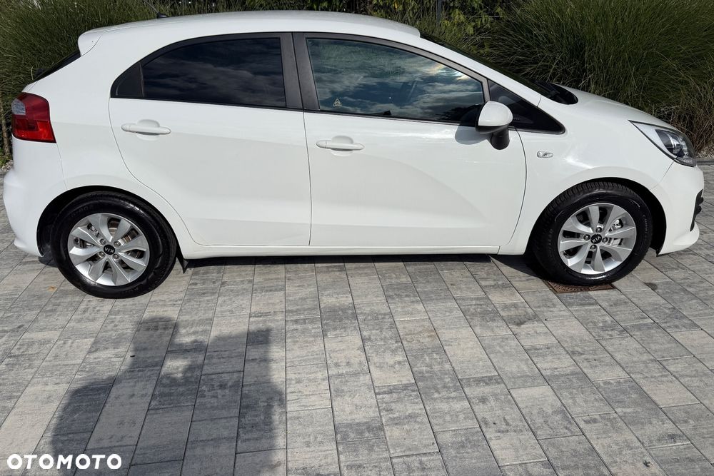 Kia Rio 1.2 Business Line - 8