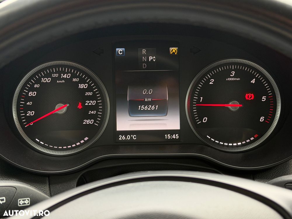 Mercedes-Benz C 250 (BlueTEC) d 4Matic 7G-TRONIC - 26