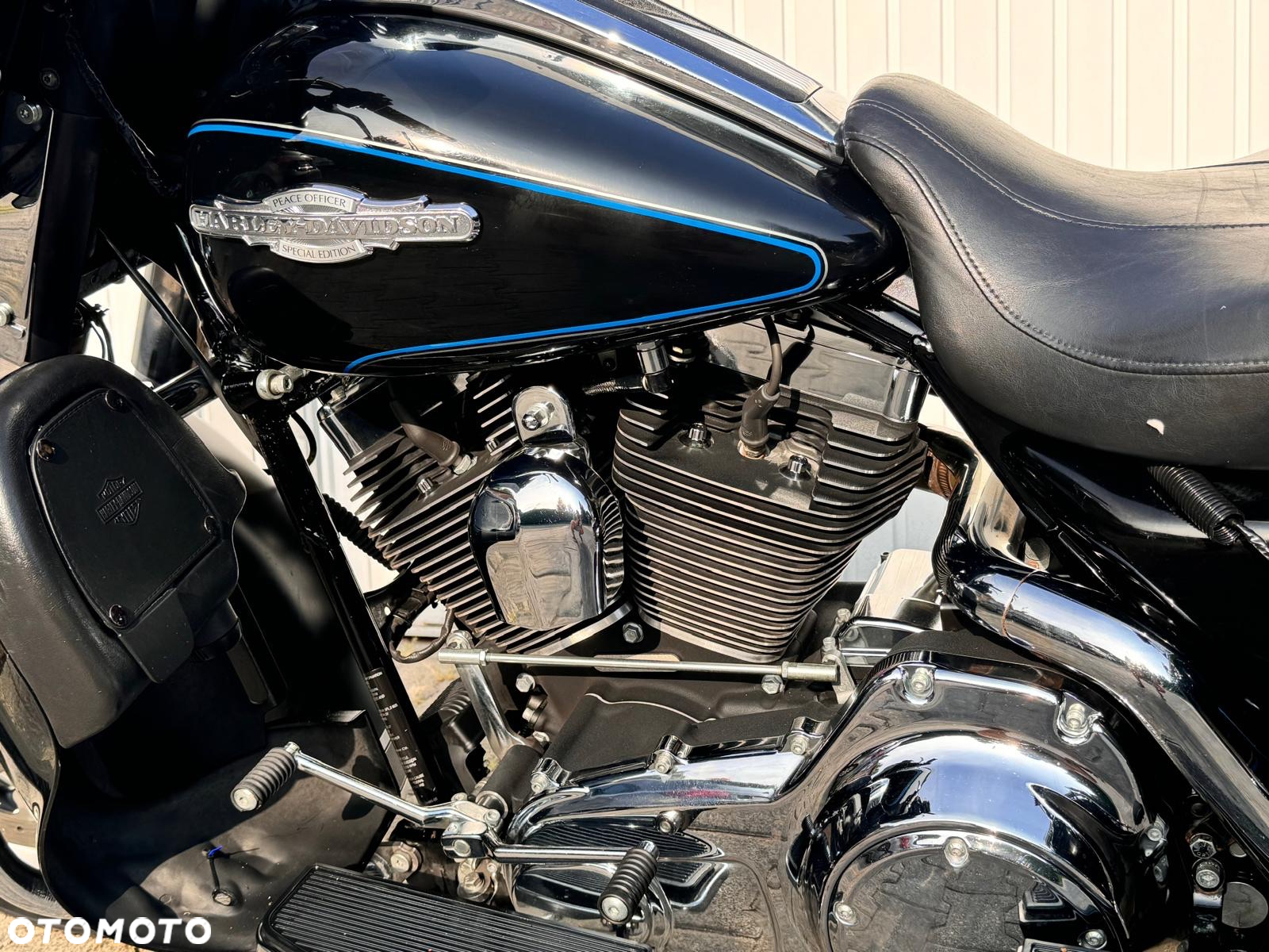 Harley-Davidson Touring Electra Glide - 13