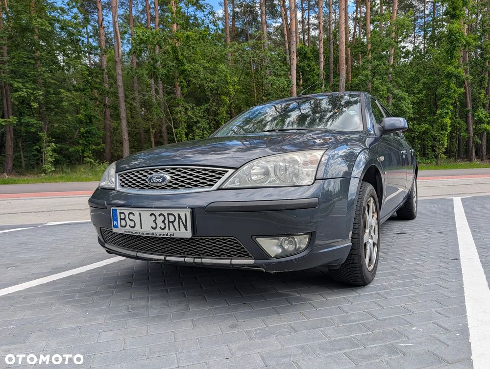 Ford Mondeo 2.5 V6 Ghia X100 / X - 8