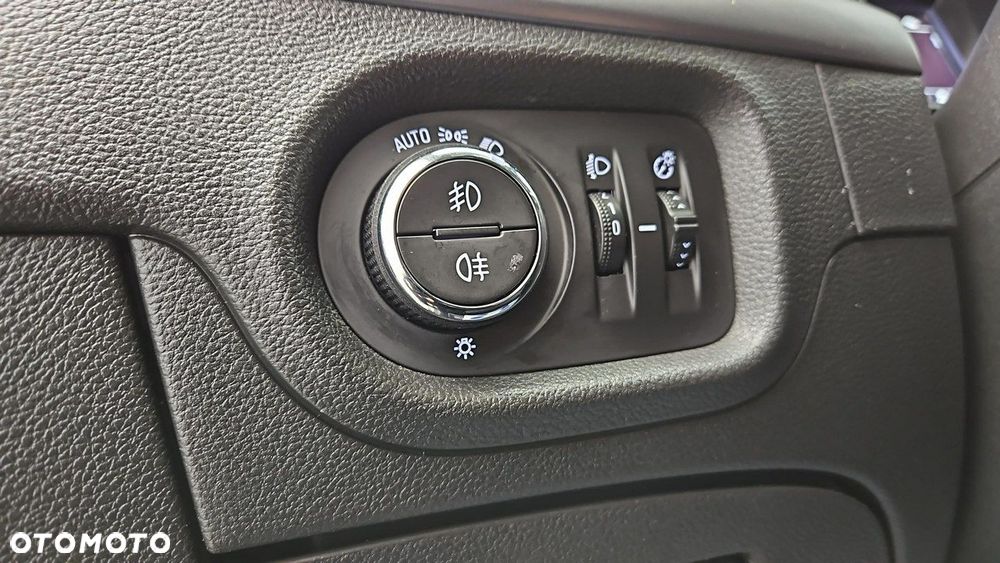 Opel Astra 1.6 CDTI Enjoy - 17