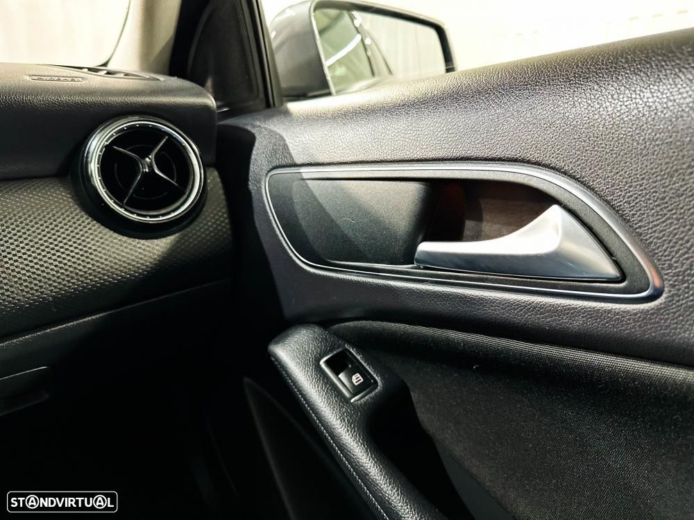Mercedes-Benz A 180 CDI BlueEFFICIENCY Edition - 31