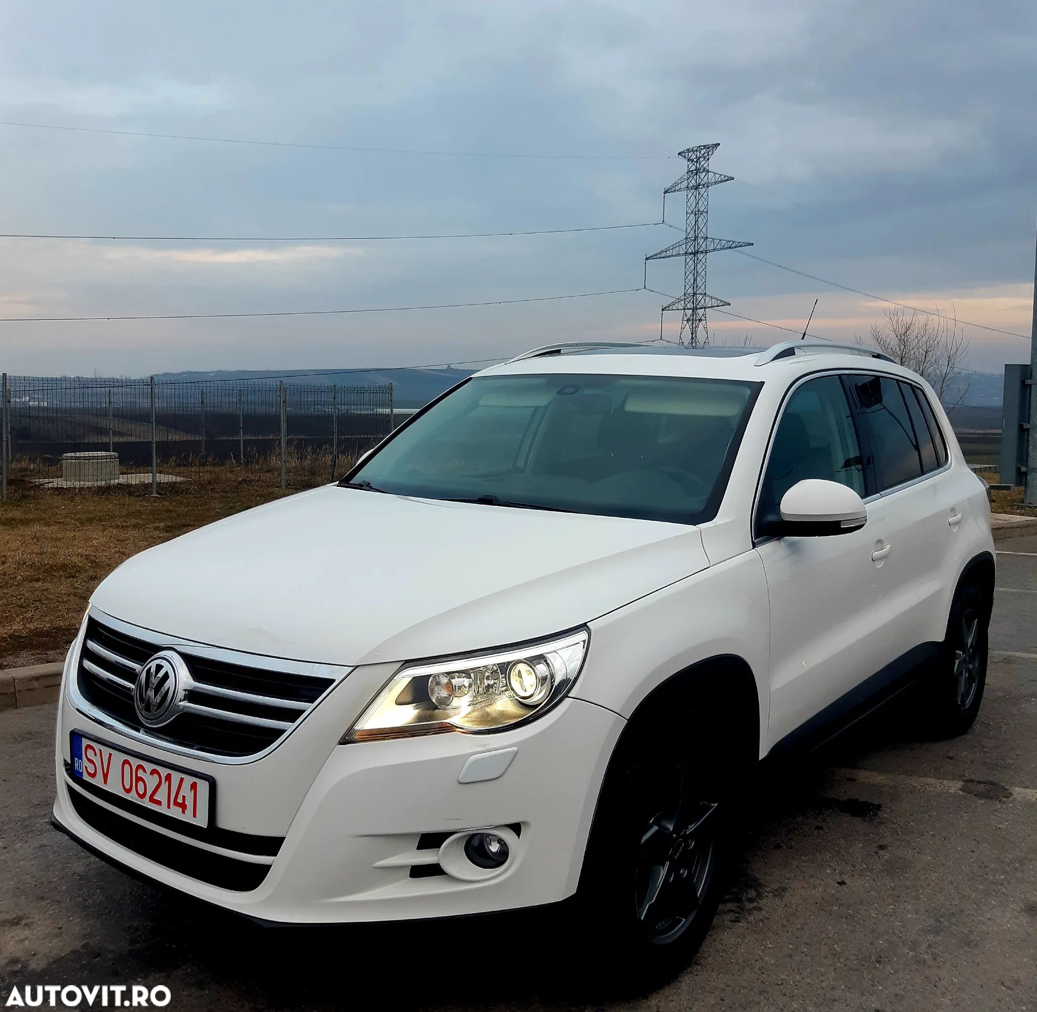 Volkswagen Tiguan 2.0 TDI 4Motion DSG Sport & Style - 1