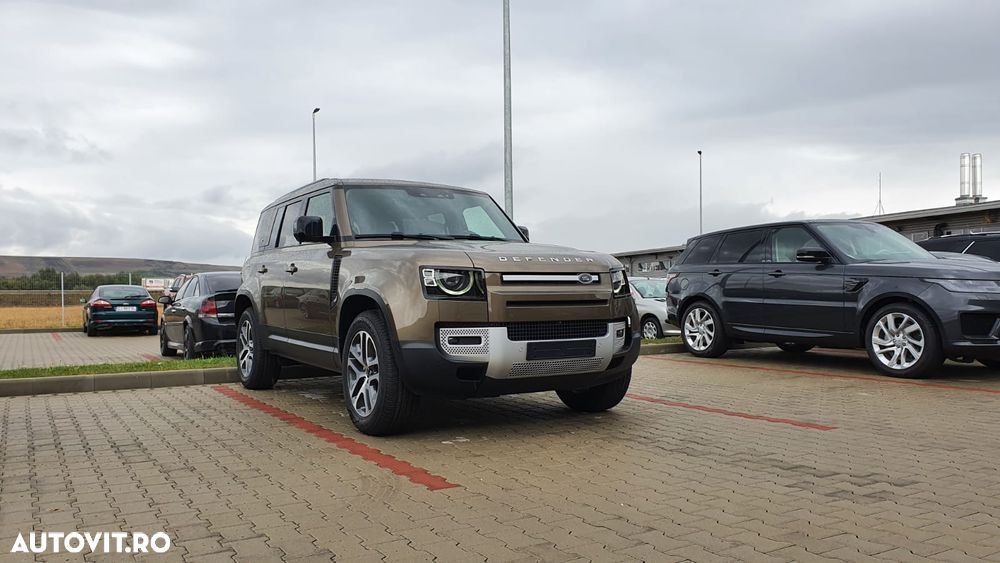 Land Rover Defender 110 2.0L D240 HSE - 1