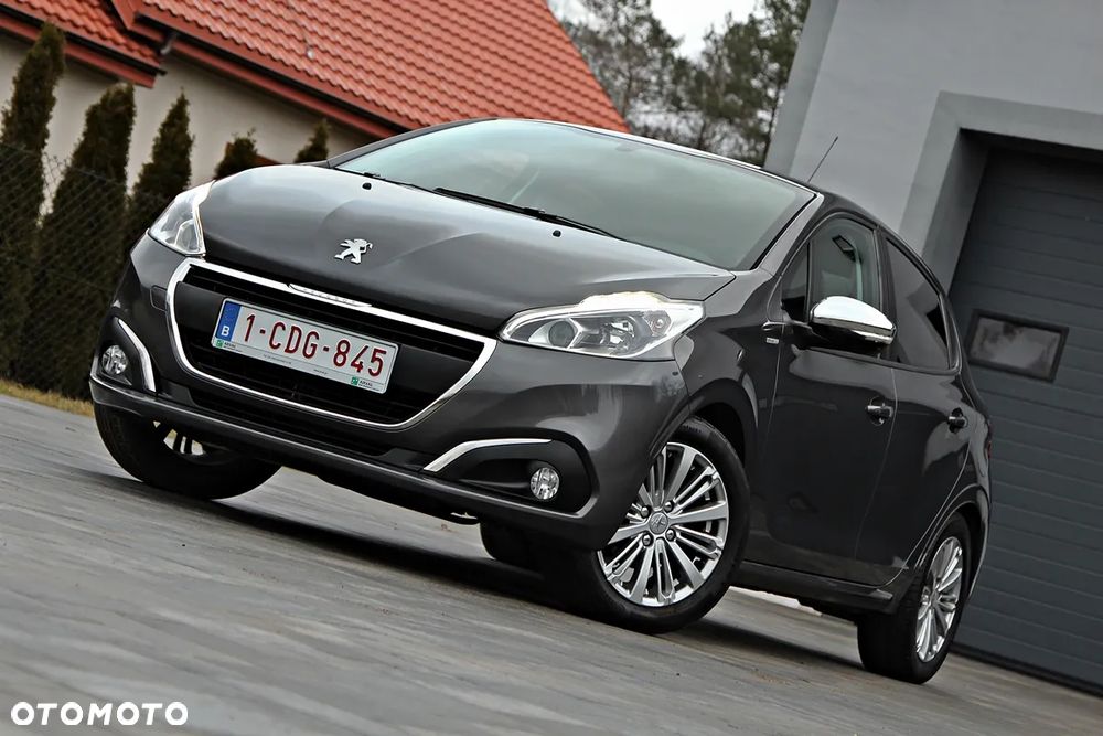 Peugeot 208 1.2 PureTech Style - 9