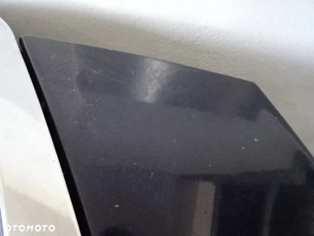 MASKA+ATRAPA GRILL LANCIA THESIS NR163 - 6