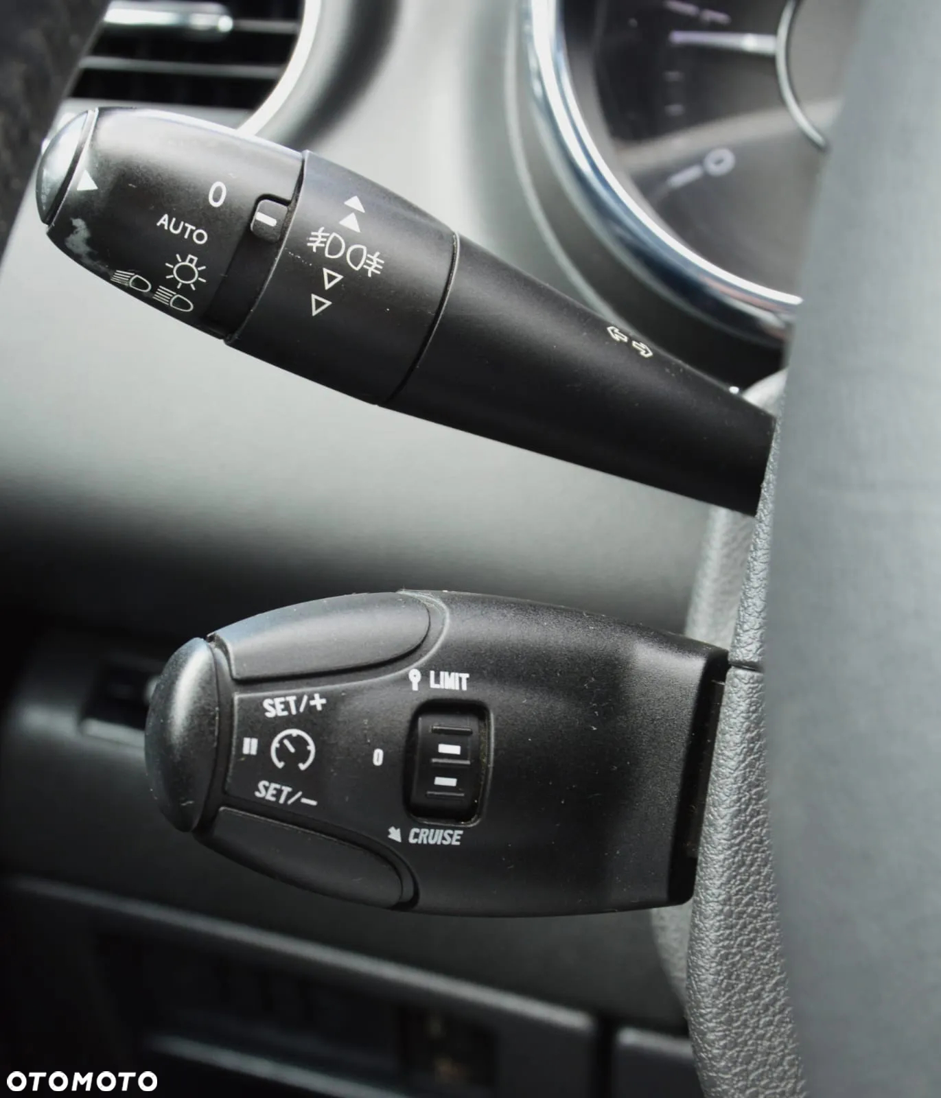 Peugeot 3008 2.0 BlueHDi Active - 21