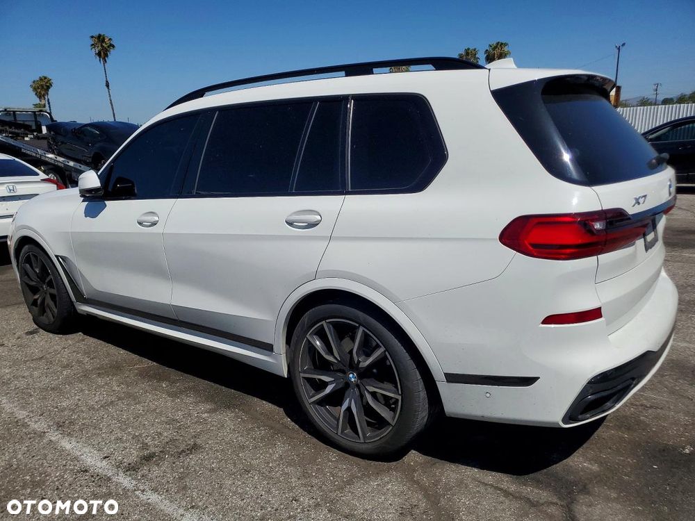 BMW X7 xDrive40i - 2