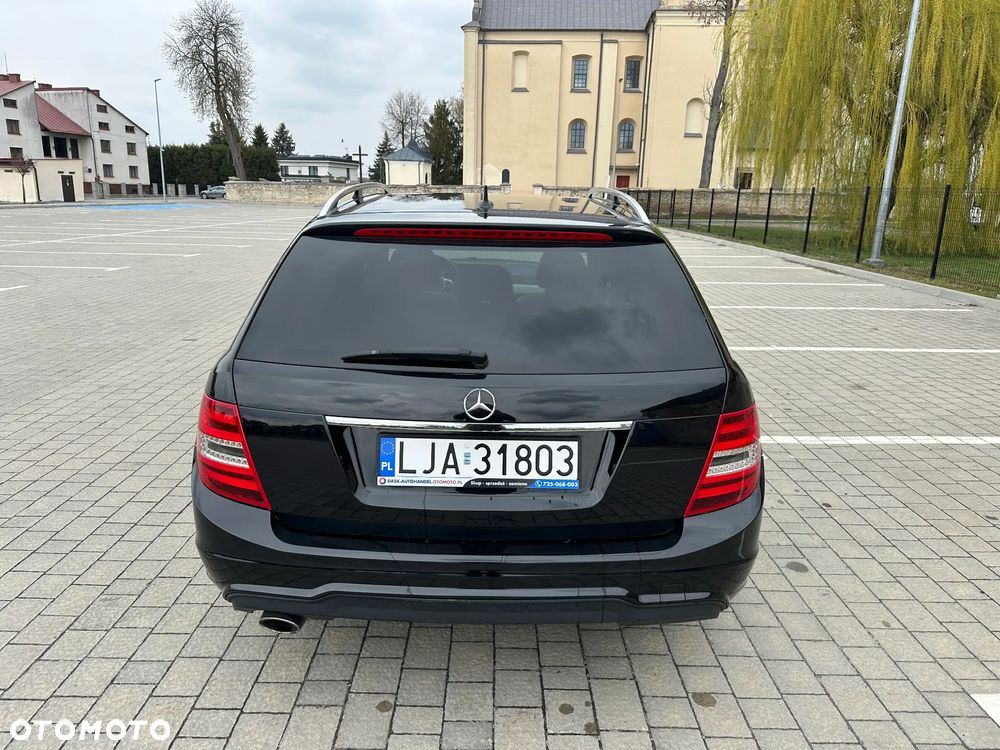 Mercedes-Benz Klasa C 200 CDI Avantgarde Edition - 4