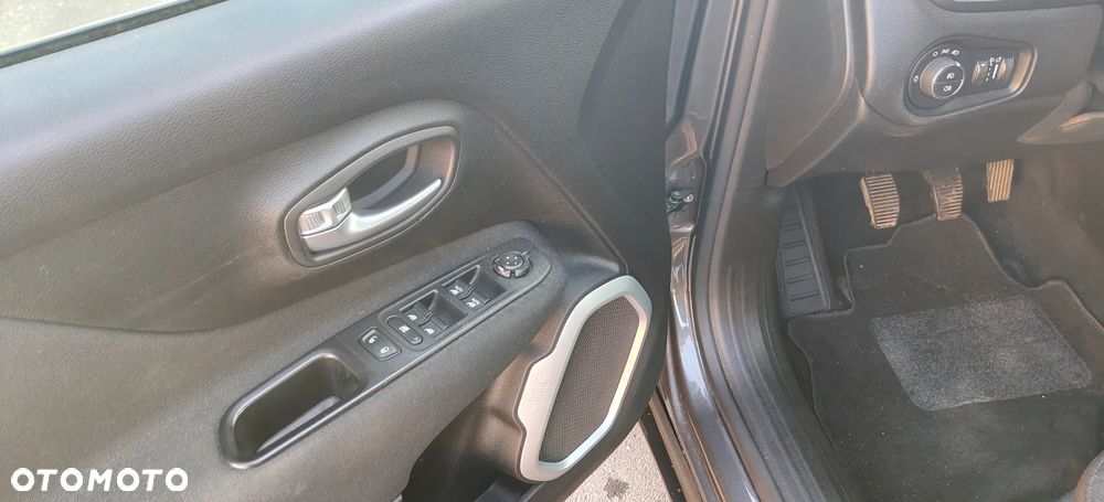 Jeep Renegade 1.4 MultiAir Longitude FWD S&S - 13