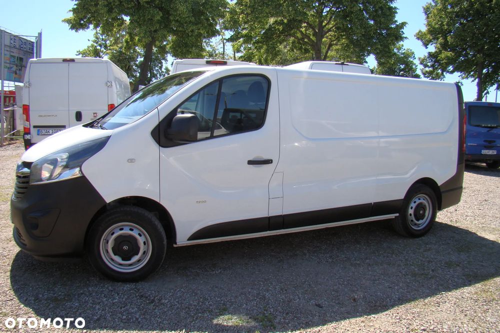 Opel Vivaro - 2