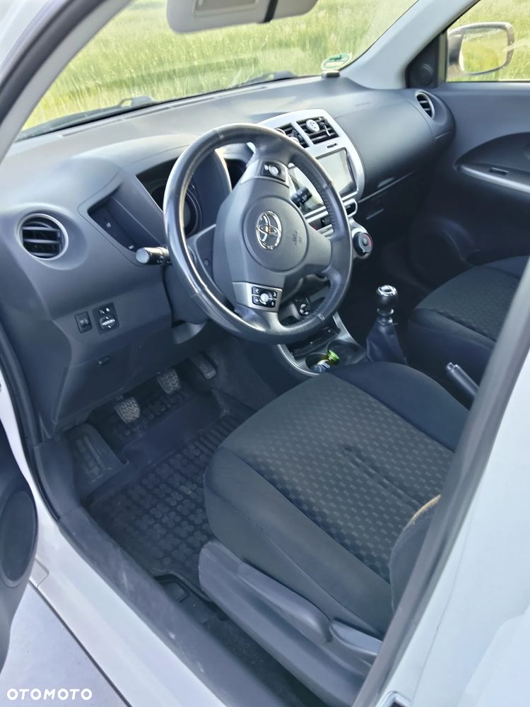 Toyota Urban Cruiser 1.33 Luna EU5 - 24