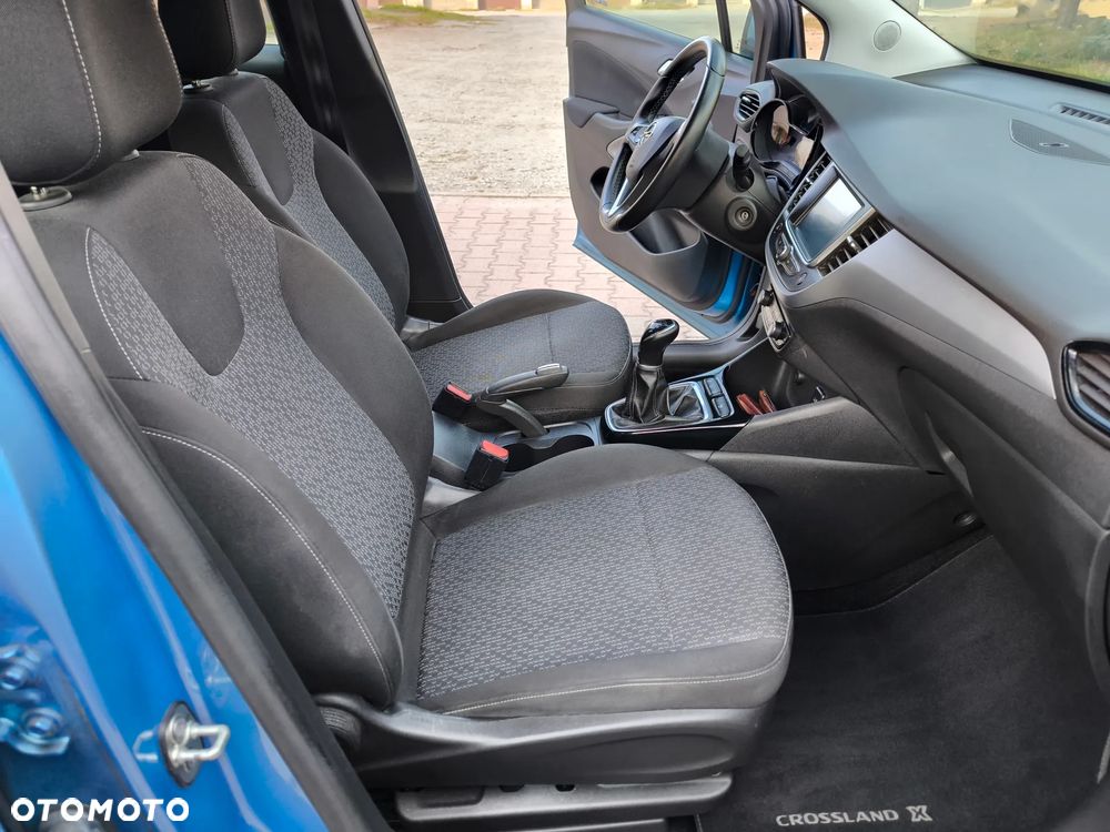 Opel Crossland X - 33