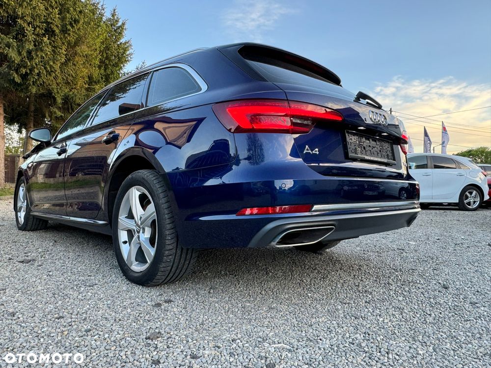 Audi A4 Avant - 30