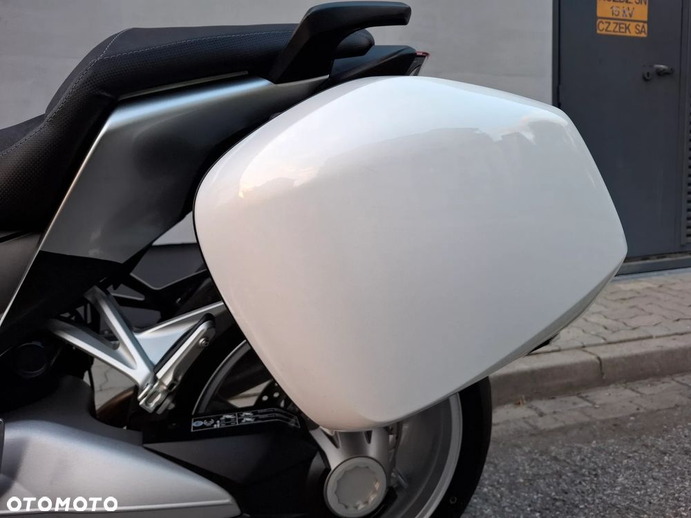 Honda VFR - 32
