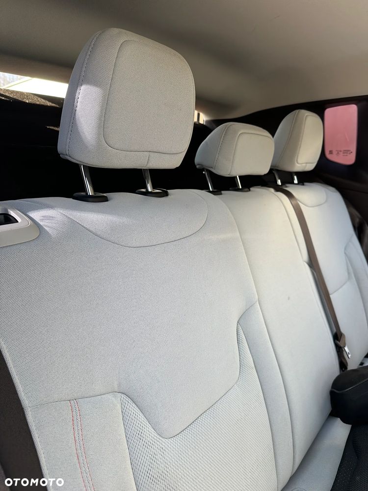 Jeep Renegade 1.4 MultiAir Limited FWD S&S - 22