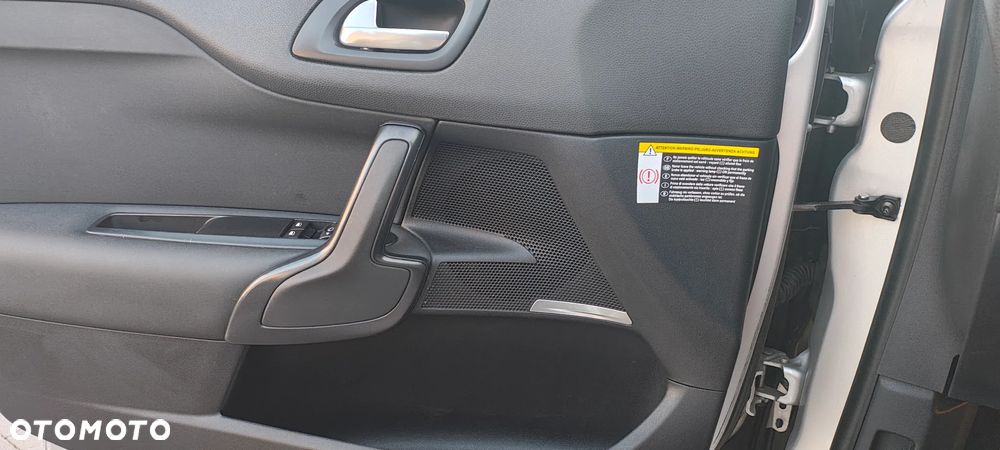 Citroën DS4 1.6 e-HDi SoChic MCP - 35