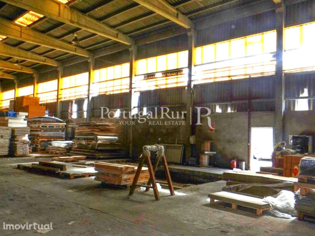 Armazém Industrial com 24.423m2 em Proença-a-Nova - Grande imagem: 2/9