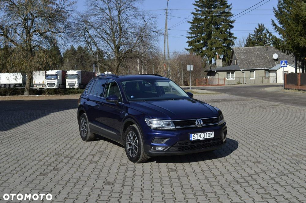 Volkswagen Tiguan - 1