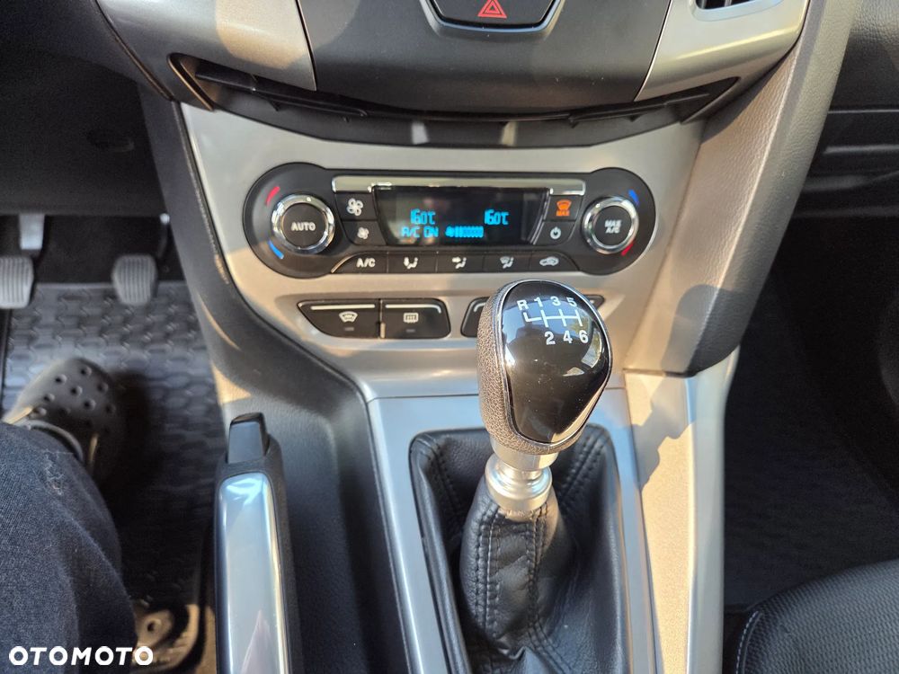 Ford Focus 1.6 TDCi DPF Titanium - 17