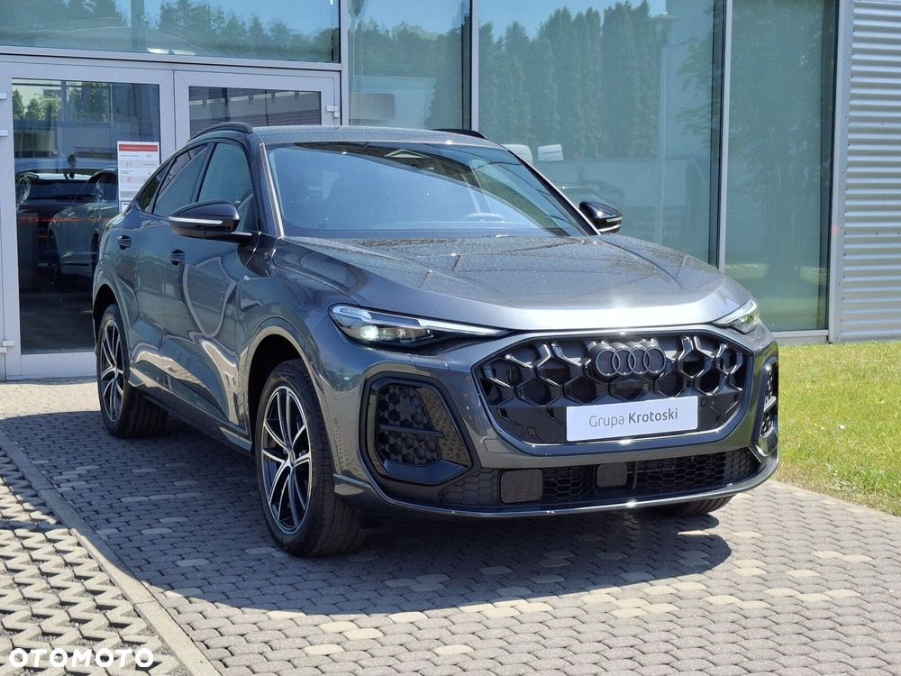 Audi Q5 Sportback - 8