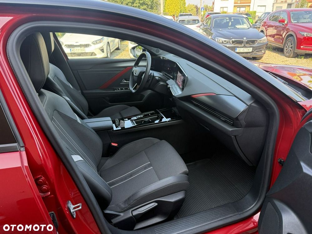 Opel Astra 1.6 T Plug-in Hybrid GS Line - 27