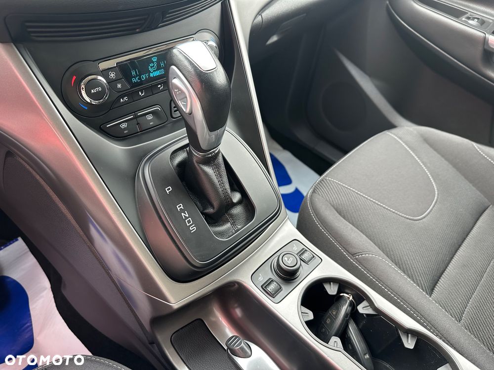 Ford Kuga 2.0 TDCi 4x4 SYNC - 31