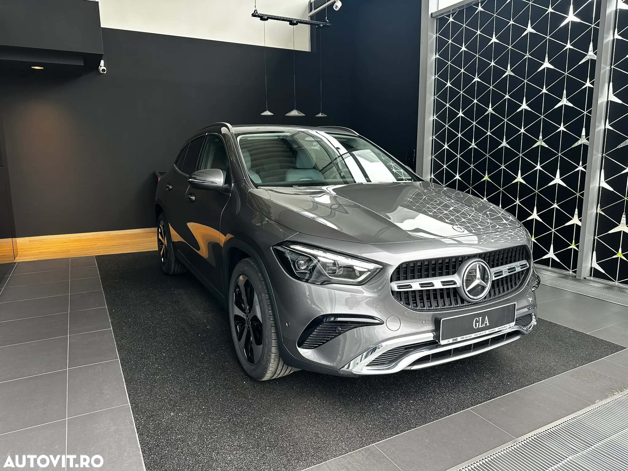 Mercedes-Benz GLA 220 4MATIC MHEV Aut. - 2