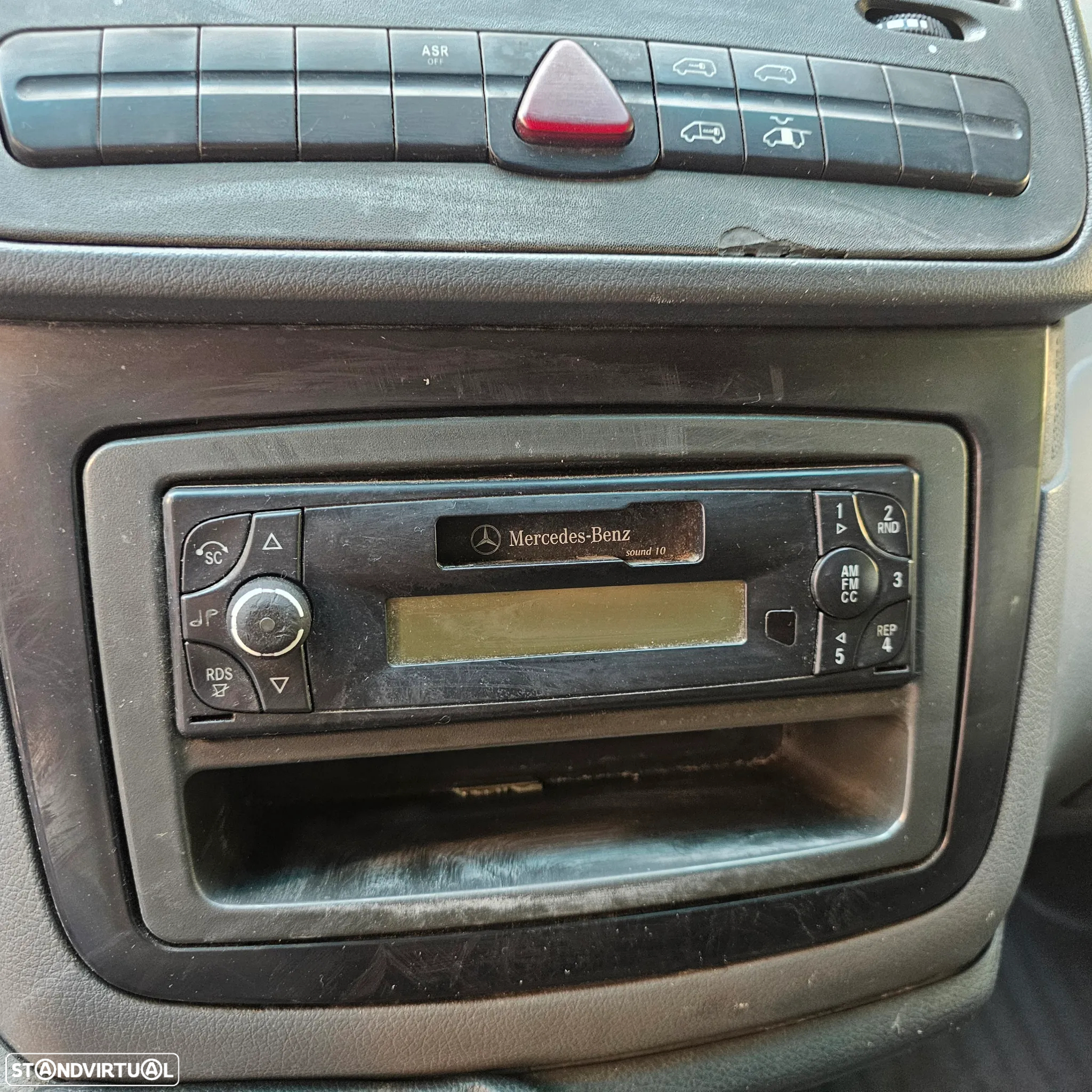 Mercedes-Benz 111CDI FRIGORÍFICA - 36
