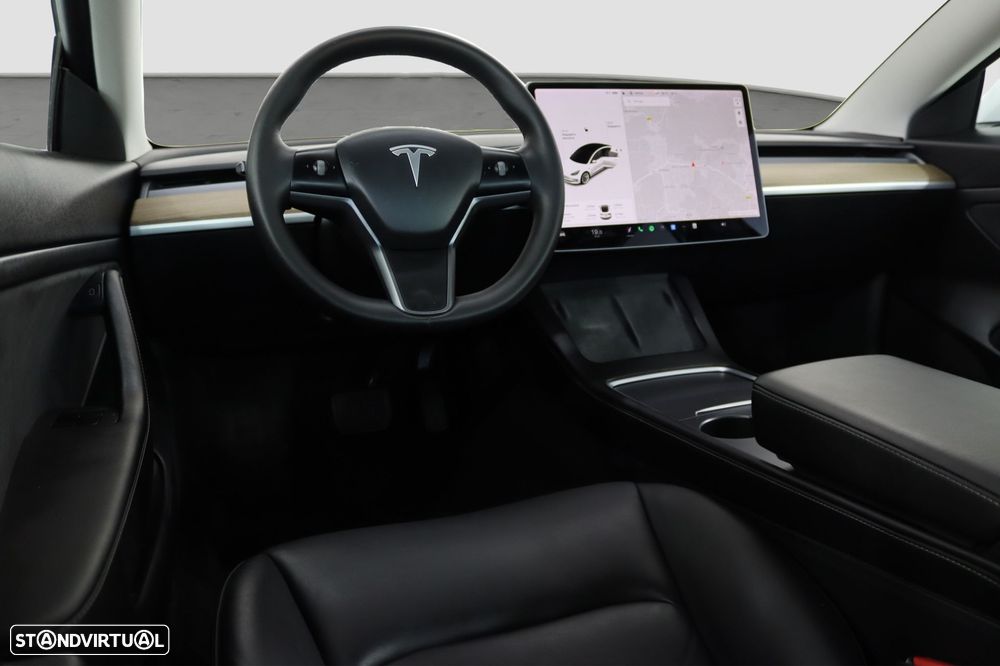 Tesla Model 3 Standard Range Plus RWD - 4