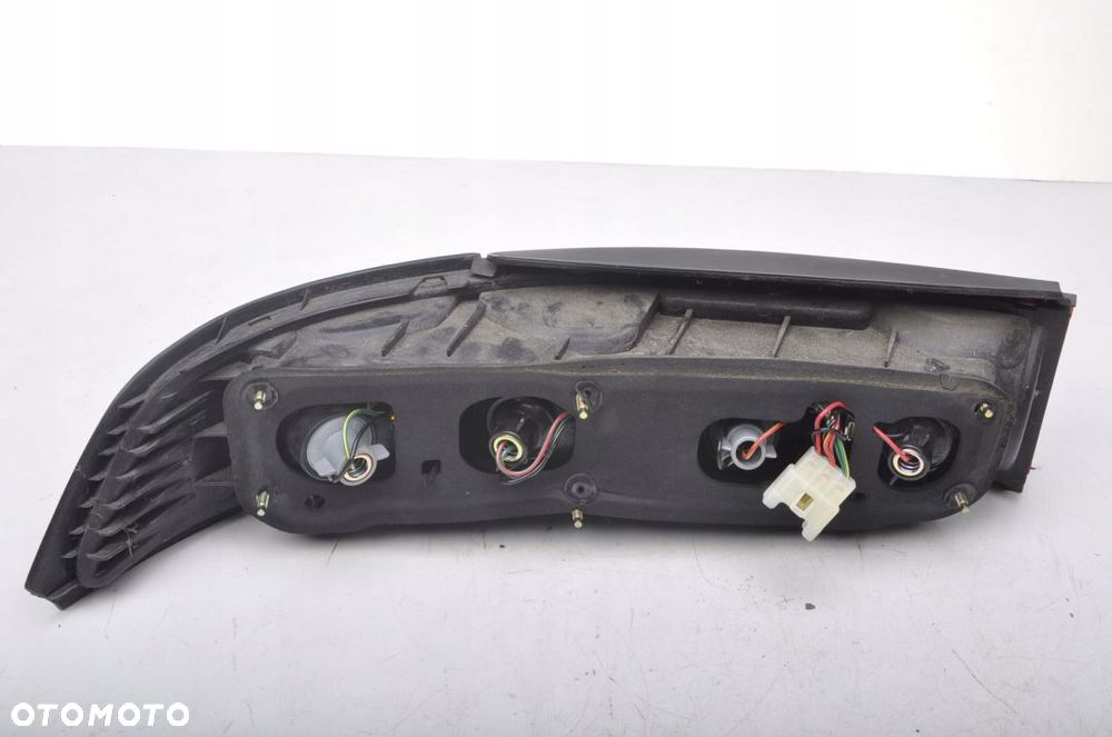 ASTON MARTIN DB7 LAMPA PRAWA TYLNA PRAWY TYŁ - 5