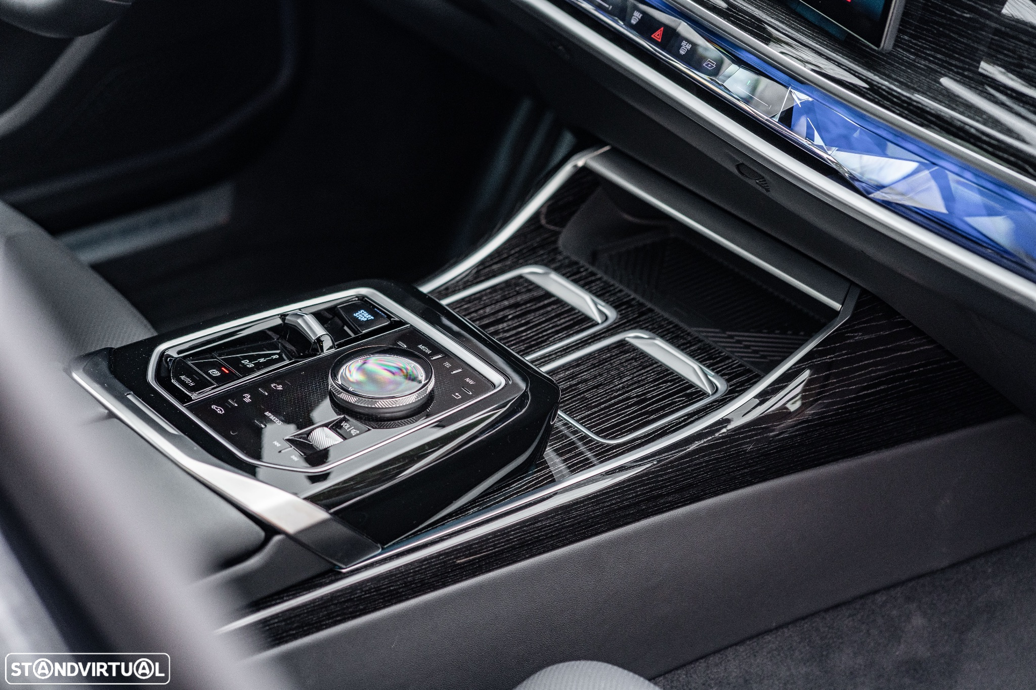 BMW i7 eDrive50 Pack Desportivo M Pro - 49